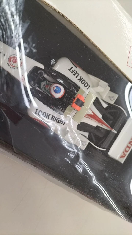 Pauls Model Art Jenson Button Show ar 2006 EN 1 18 HONDA RACING F1 AR - Image 4 of 4