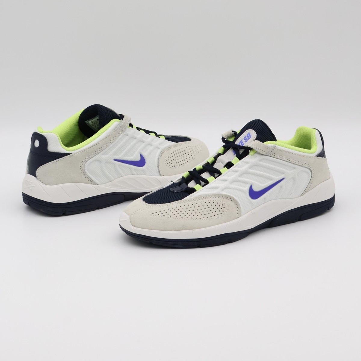 FD4691-101 Nike SB Vertebrae Summit Platinum Tint Dark