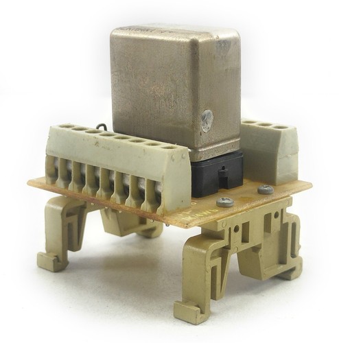 Lutze 1K/4WB Siemens V23162 B0721-B110 Relay Module Interface - Picture 10 of 14