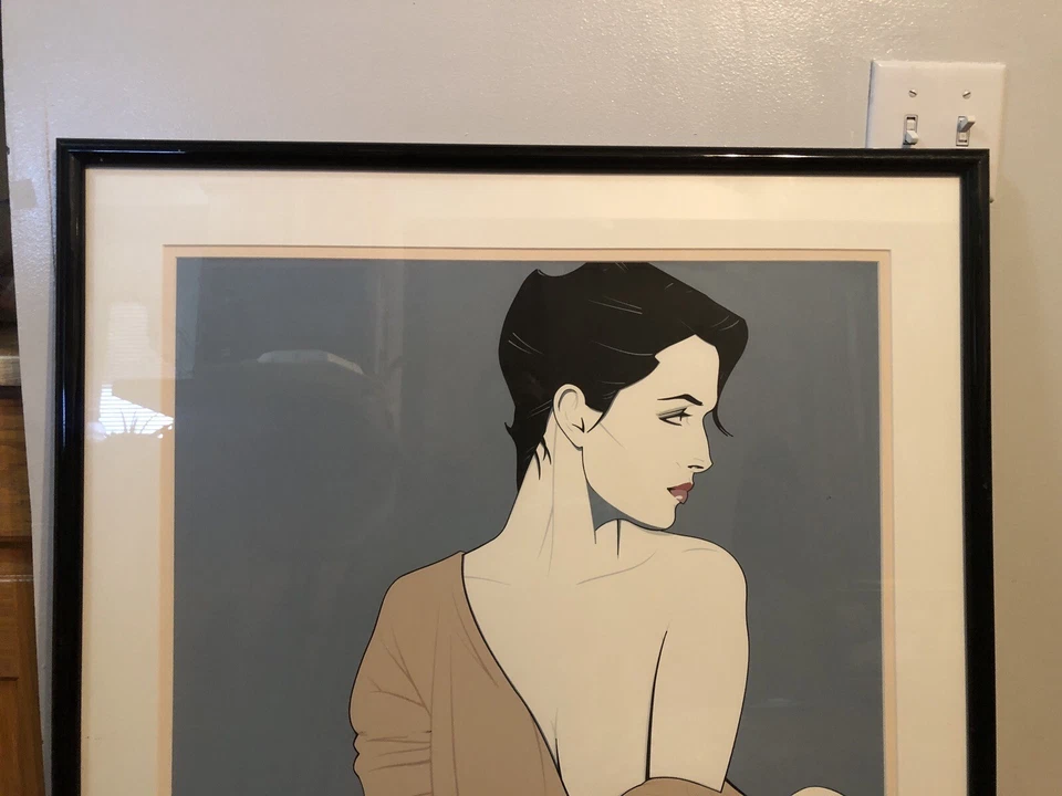 "Conmemorativo #4" por Patrick Nagel 1984 Serigrafía NC4 Enmarcada 25.25" X 37.25" Foto 3 de 4