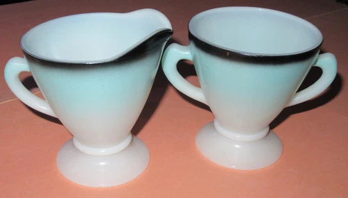 Vintage Hazel Atlas Moderntone CREAMER & SUGAR SET Platonite Turquoise Ombre