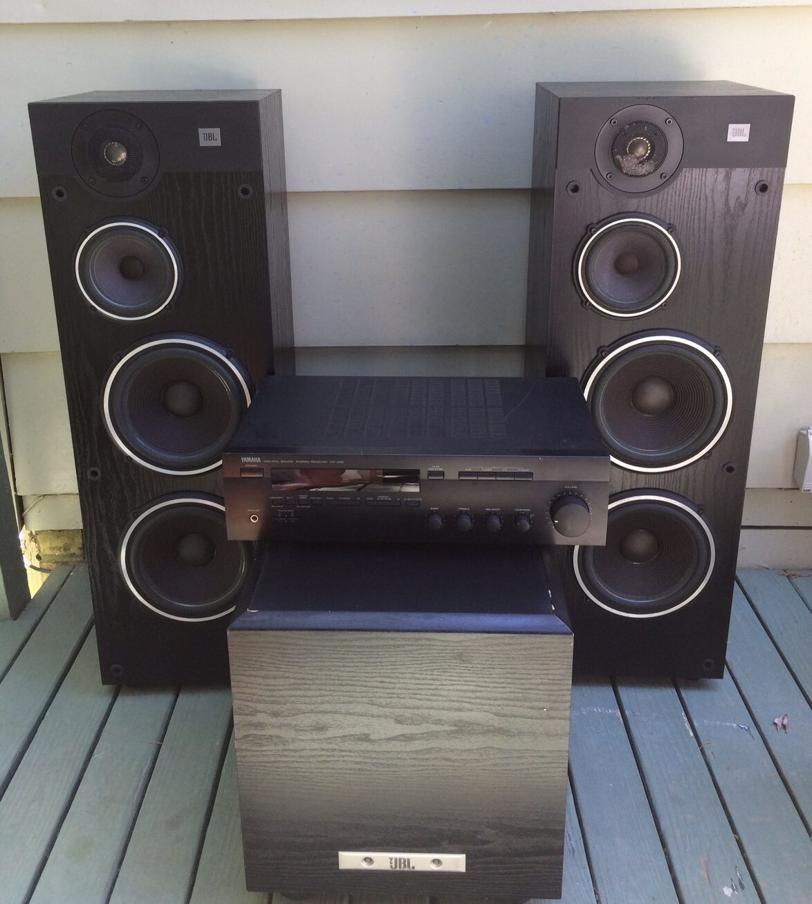 jbl floor standing speakers