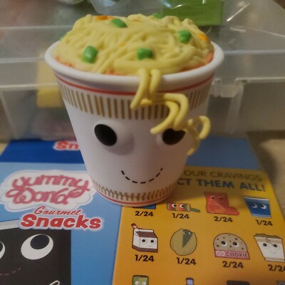 Kidrobot Yummy World Vinyl Series Gourmet Snacks Ramen Cup