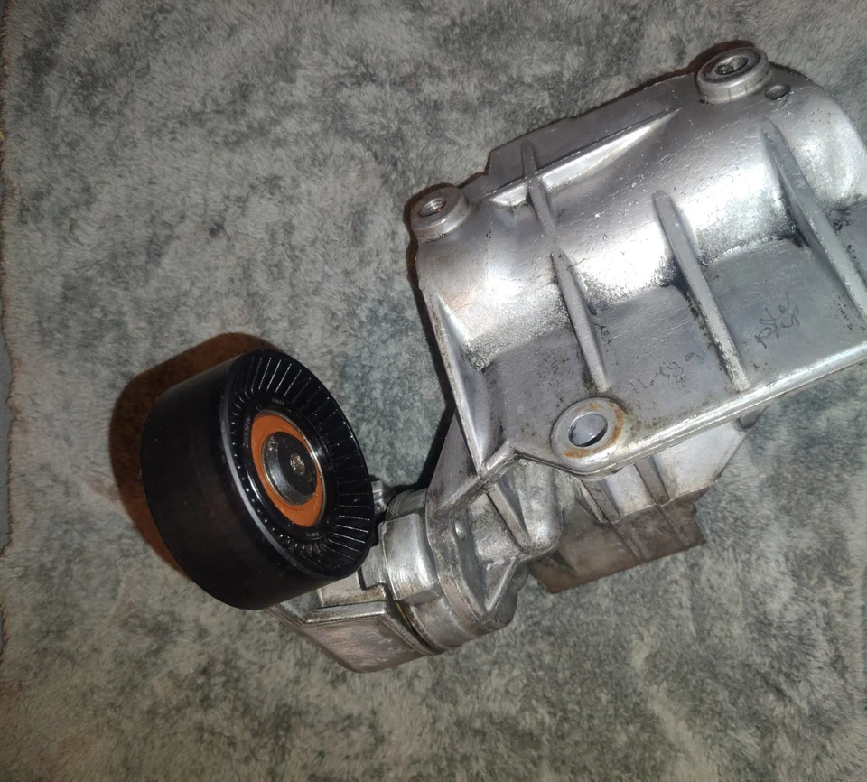 Polea de soporte de motor alternador tensor de correa para Jeep Grand Cherokee WJ 99-04 4.0 Foto 4 de 4