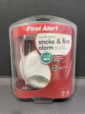 First Alert Smoke Fire Alarm w/ 10 Year Lithi...