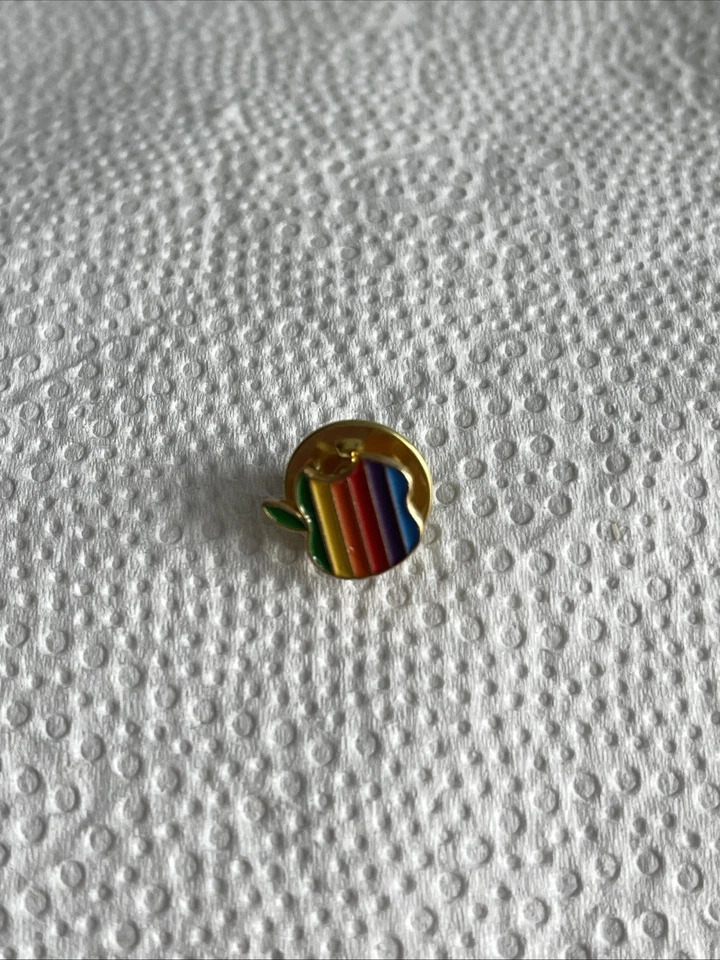 apple retro pin 6 Mal - Bild 3 von 4