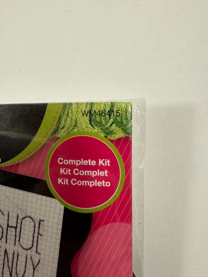 Zapato Bucilla a Cuadros ENVY WM46415 Kit Punto de Cruz con Marco Tacones de Aguja NUEVO Foto 4 de 4