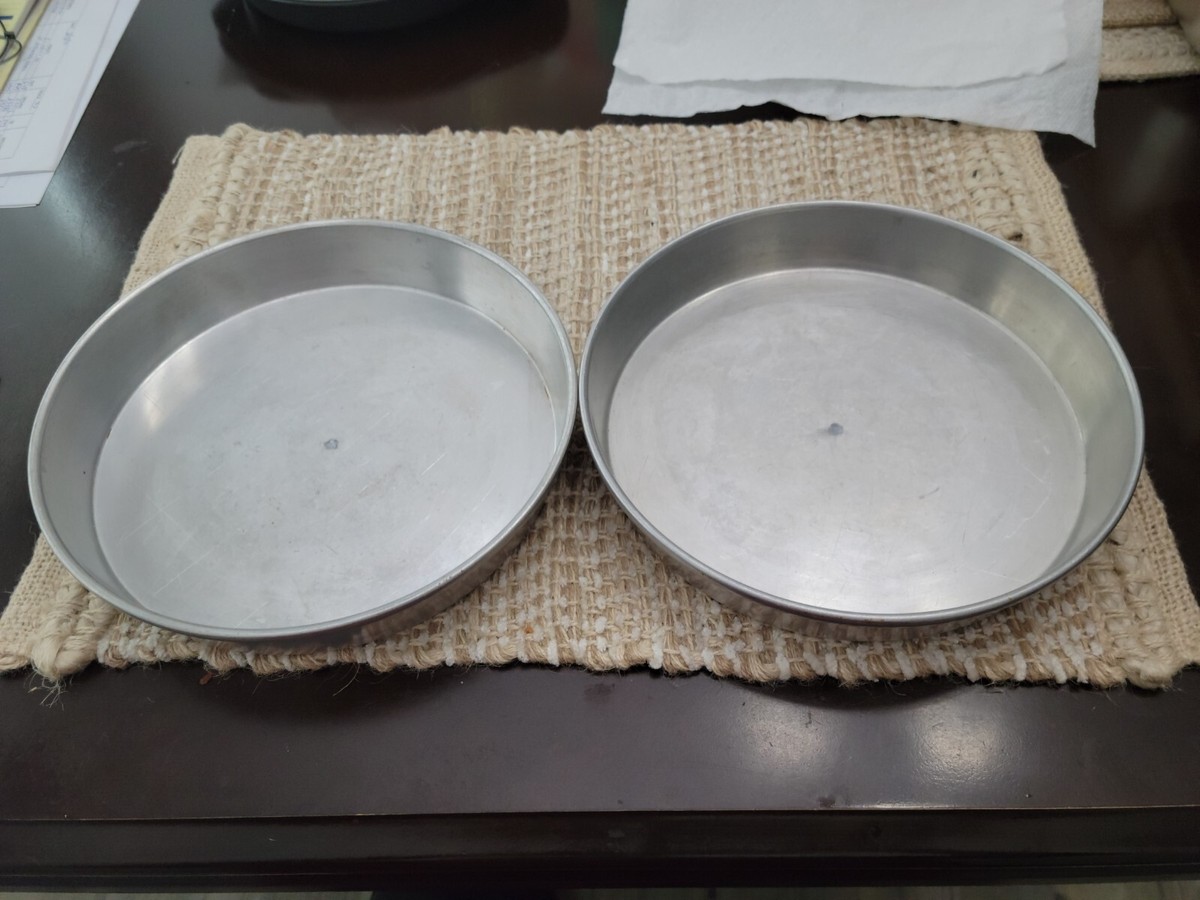 Vintage Wear-Ever Aluminum Cake Pan No. 2715 9