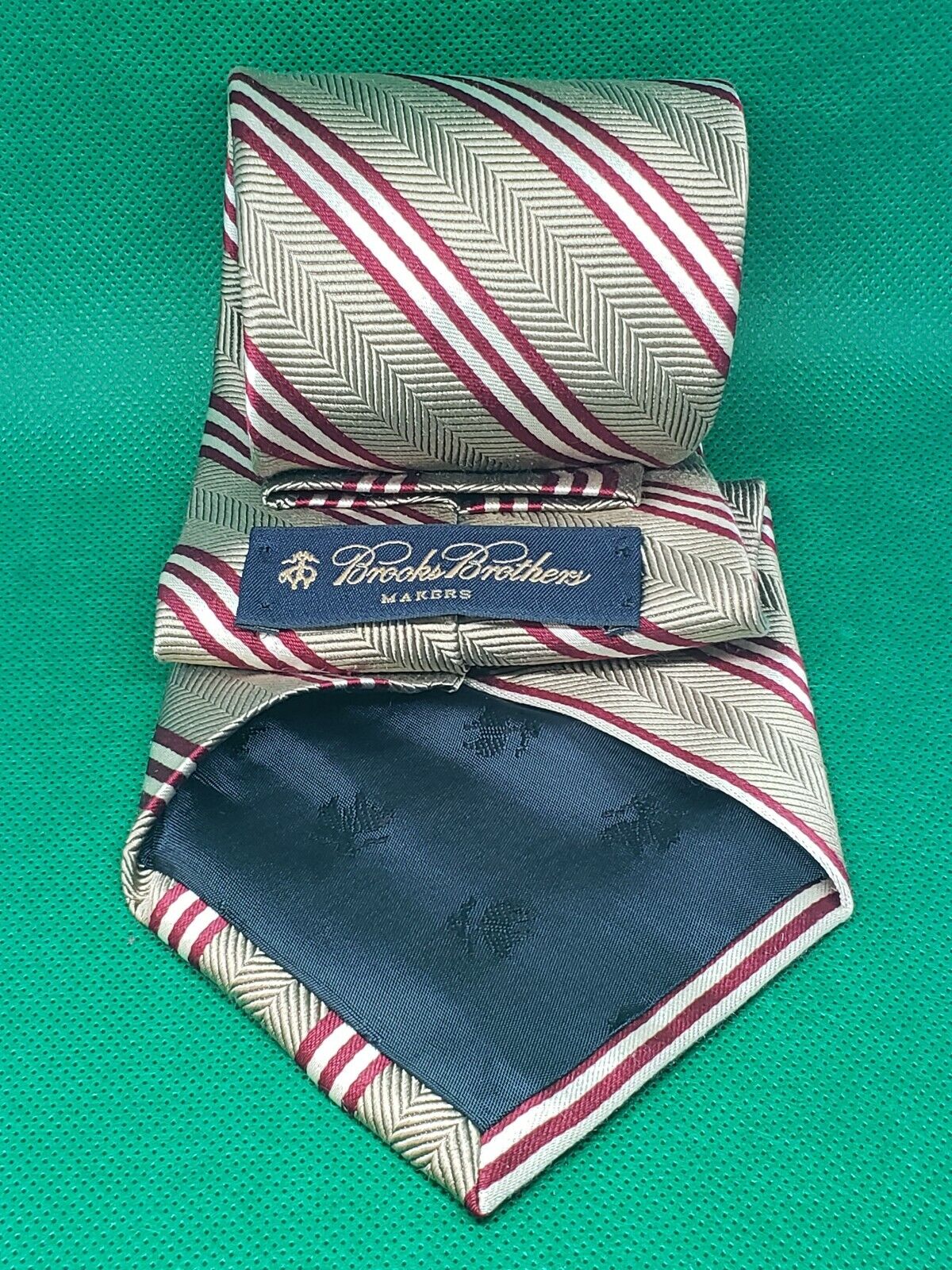 Foto 2 di 2