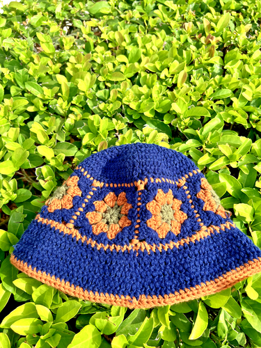 2024 early autumn colour handmade knitted unisex bucket hat - reversible - Picture 3 of 3