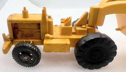 Vintage Revell Caterpillar Tractor and Dump Wagon 2 - Picture 2 of 12