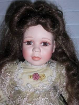 Milestone ~ Vintage 1998 Gorgeous LE 1473/6000 Porcelain Cloth 20'' Doll