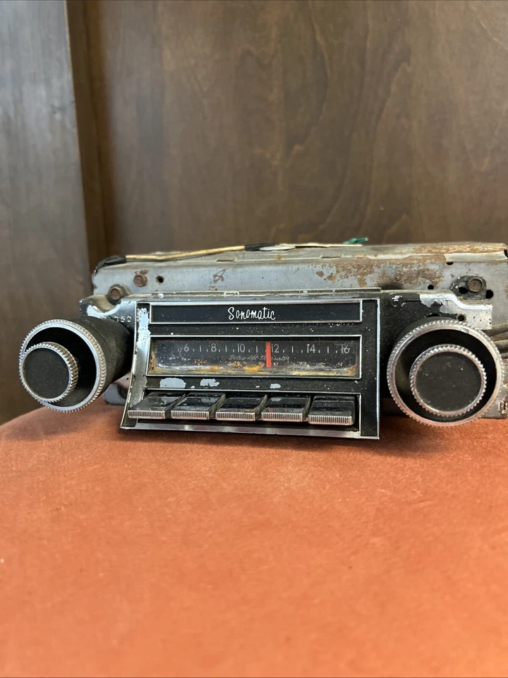 Radio AM GM 1966 1967 Buick Riviera Sonomatic Buick Electra 225 Wildcat LeSabre Foto 3 de 4