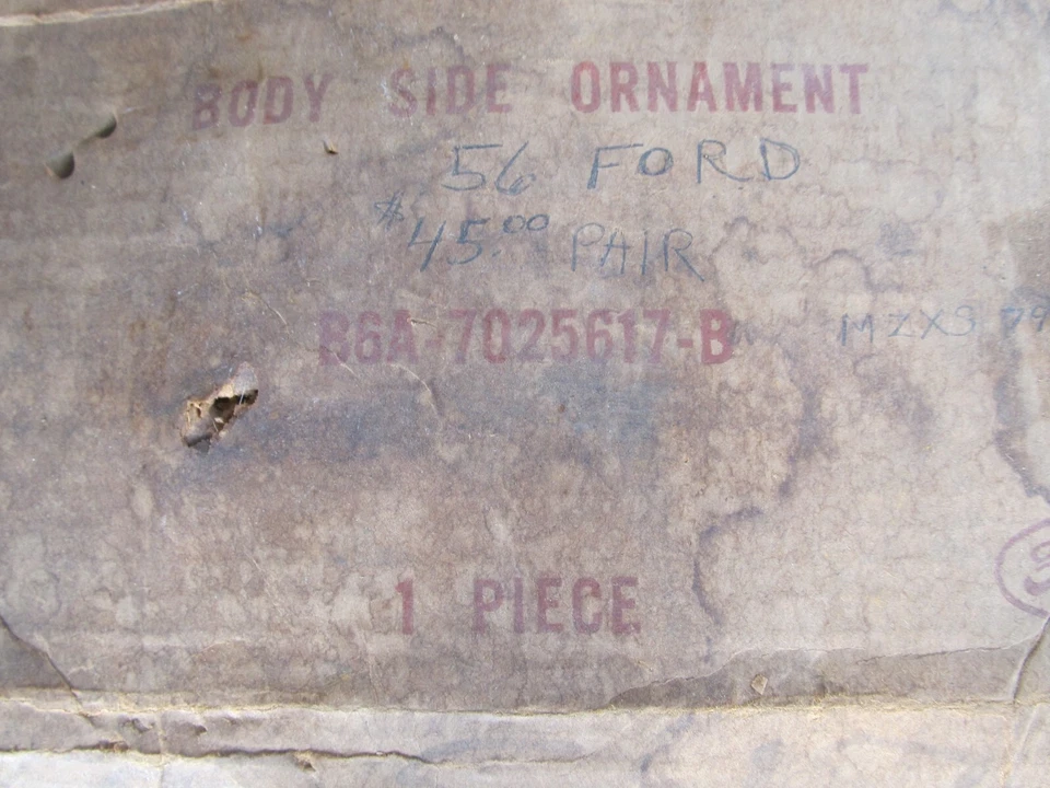 Ford Mainline 1956 2 puertas izquierda derecha cuarto panel adorno par nos B6A-7025617-B Foto 4 de 4
