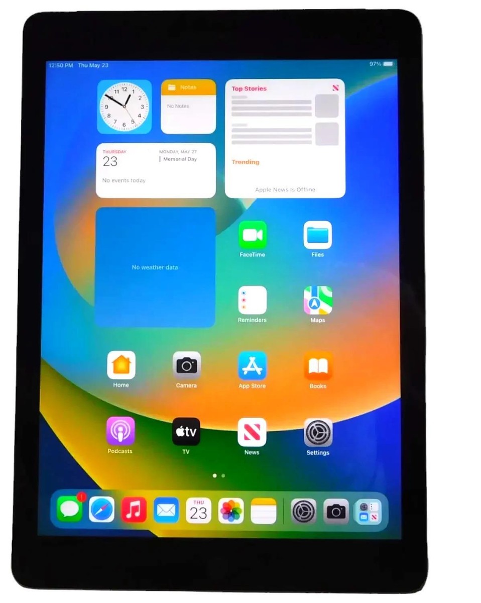 Apple iPad 5th Gen A1823 9.7 Apple iPad 5th Gen A1823 9.7