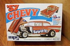 MPC 1957 CHEVY FLIP NOSE 'SPIRIT OF 57'  MODEL KIT 1/25 SCALE