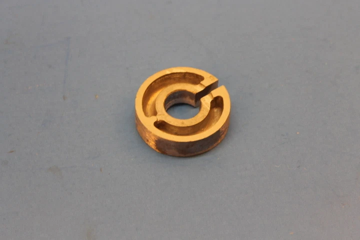 NOS YAMAHA MG1 MJ2 YGS1 KICK SPRING SPACER PART# 126-15666-00-00 - Image 3 of 4