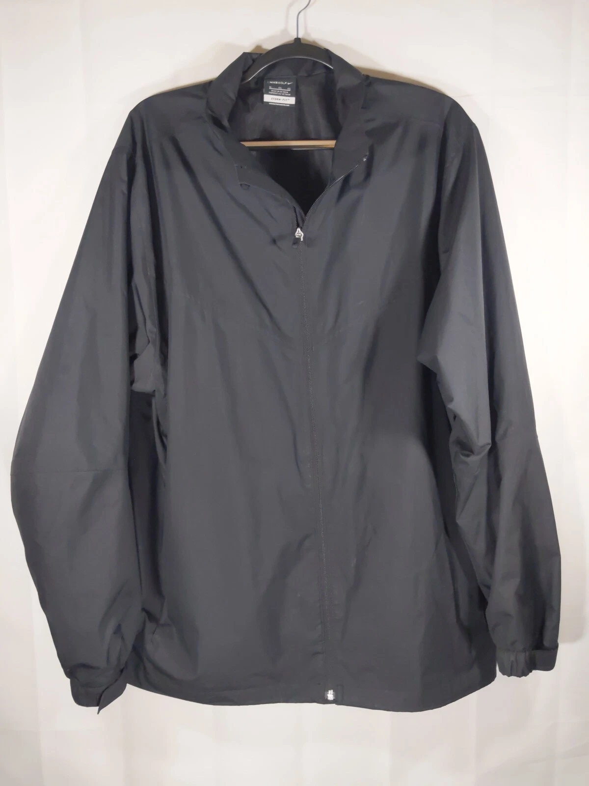 Nike Golf Storm-Fit10 Men's X-Large Jacket Black Zip Close Zip Pockets EUC