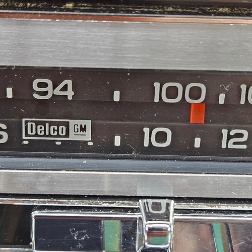 Chevy AM/FM Delco radio Square Body GMC 78-87 GM Car/Trucks Part# 16009960 - Picture 12 of 24
