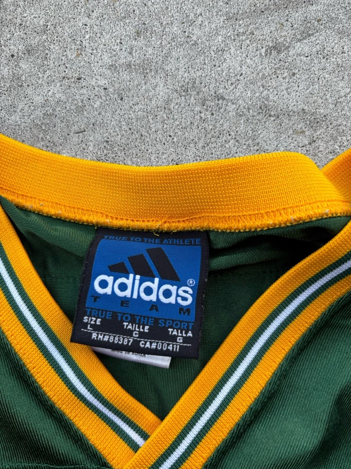 Camiseta de fútbol americano vintage de los 90 Adidas Brett Favre #4 Green Bay Packers NFL para hombre L Foto 2 de 3