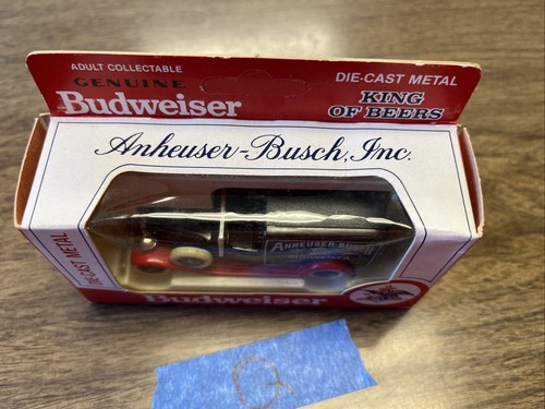 Budweiser die cast 1/64 scale King of Beers delivery truck in original box - Picture 6 of 6