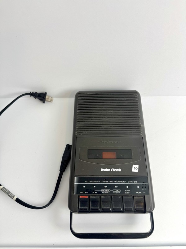 Vintage Radio Shack Portable Cassette Tape Player / Recorder - CTR-66