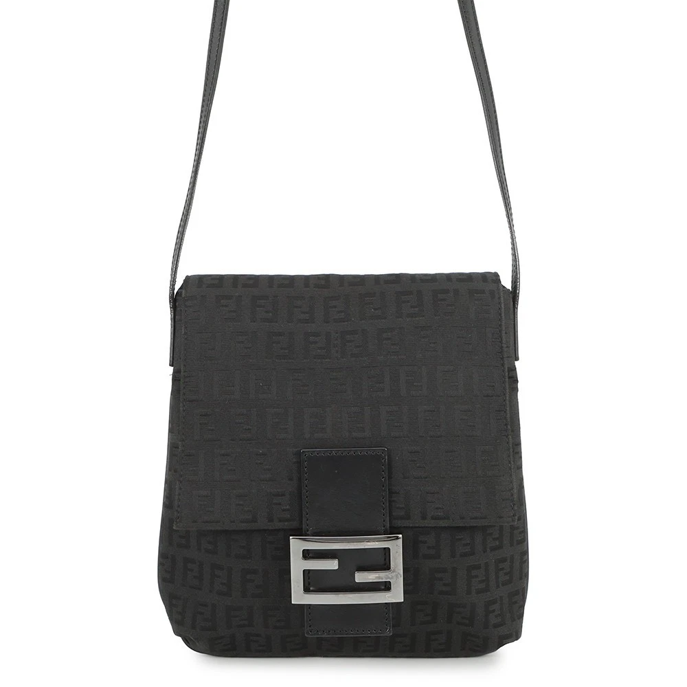 Fendi — FENDI Zucchino mamma bucket Canvas Black 8BT075