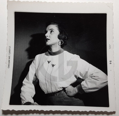 Elegant Glamorous Woman, Struder's San Antonio Texas: 1950's Snapshot Photo