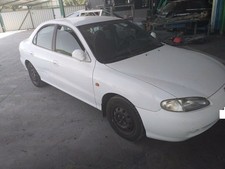 Porte avant et accessoires Hyundai LANTRA