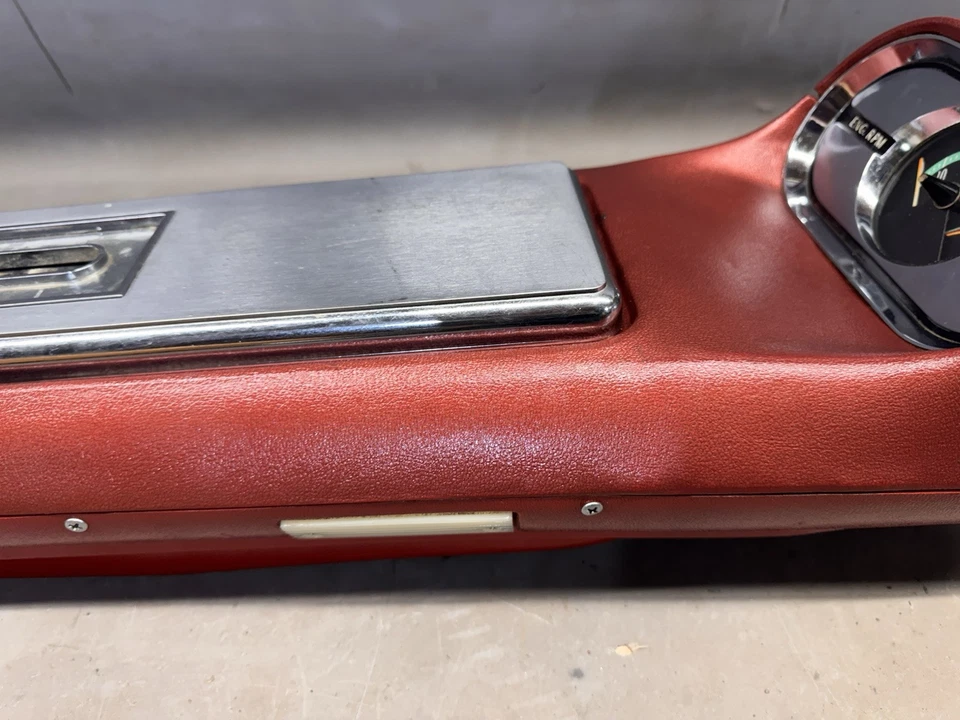 1962 1963 Oldsmobile Starfire Jetstar 98 88 console central tacômetro acabamento tacômetro - Imagem 4 de 4