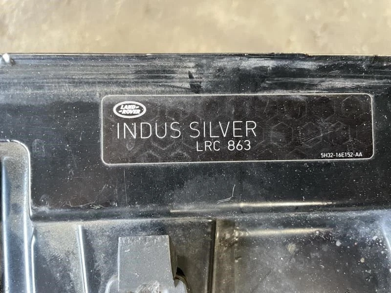 2006 2013 LAND ROVER RANGE ROVER SPORT HSE RADIATOR CORE SUPPORT OEM+ - Image 3 of 4