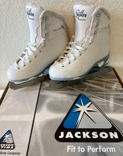 Jackson Ultima SoftSkate Womens/Girls Figure Skate, Size 2, White/Fleece