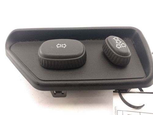 1999-2004 Land Rover Discovery Front Right Passenger Seat Control Switch - Picture 12 of 12