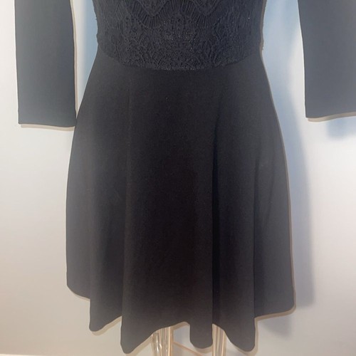 Lilly Pulitzer Remmy Black Fit Flare Dress. Size small. - Picture 6 of 15