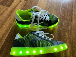 led lights shoes