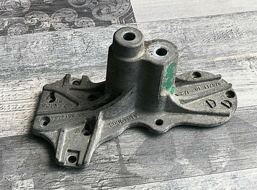 BMW 5ER F10 2012 2.0 DIESEL ZUSATZWASSERPUMPENHALTERUNG 8514464