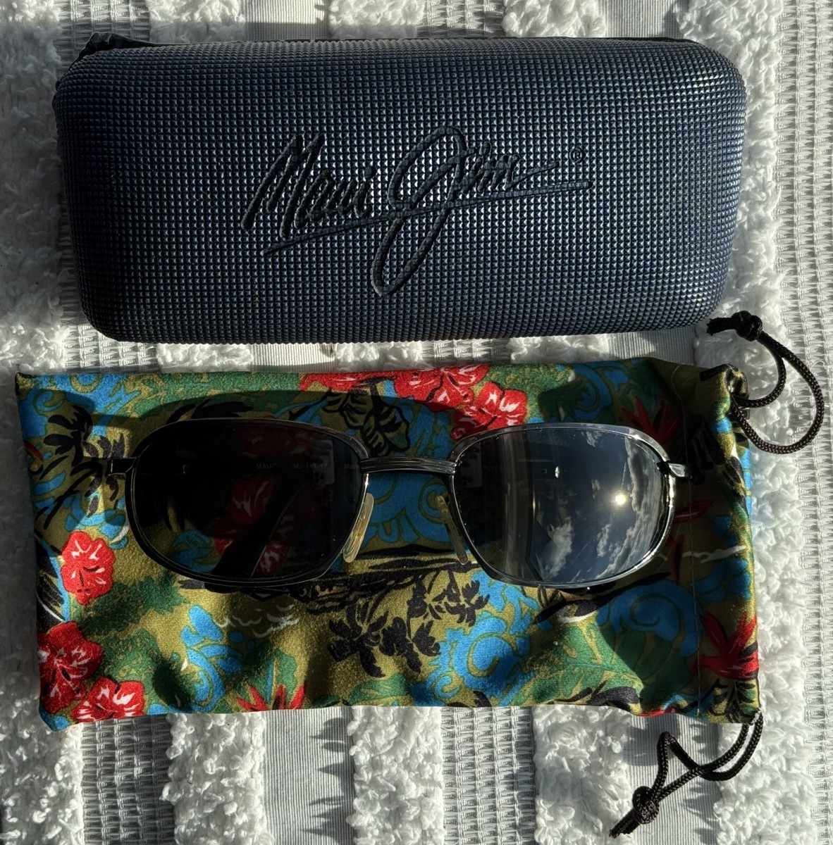 Maui Jim Barracuda MJ 141 17 Silver Metal Frame + Neutral Grey