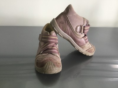 Lot 2 paires de chaussures Pointure 24 - Chaussures