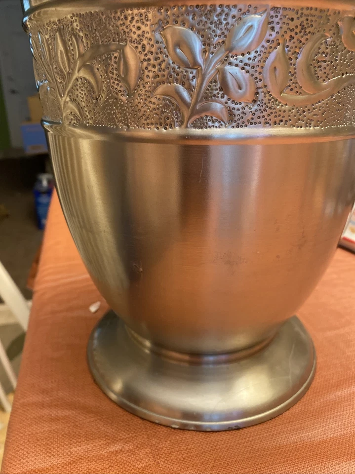 Urna/contenedor/portaflores de acero inoxidable decoración en relieve ¡¡OFERTA!!! Foto 4 de 4