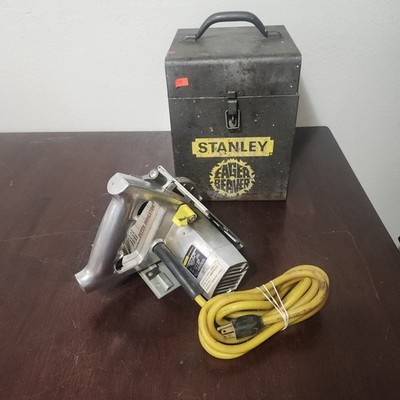 Stanley Eager Beaver 4 1/4'' Circular Saw .01 W/ Metal Box 90250 HD