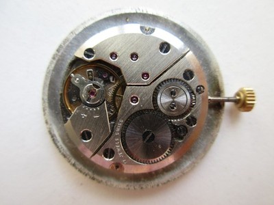 Peseux cal. 7000 Swiss vintage watch movement & dial - running