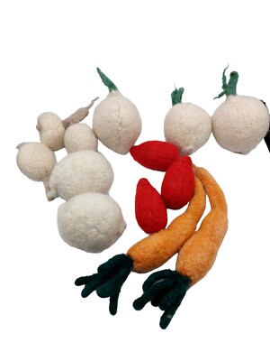Felt Vegetables Decor Carrots Radish Garlic White Turnip Onion lot of 13