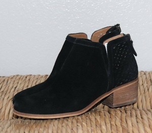 western apparel stores