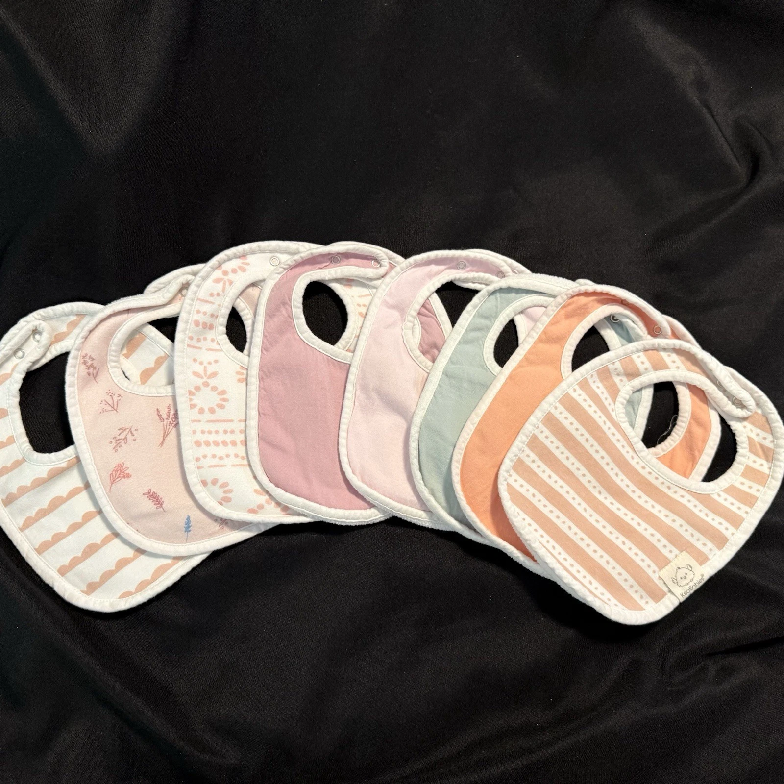 KeaBabies 8-Pack Organic Baby Bibs for Boys Girls - Super Absorbent Cotton
Opens in a new window or