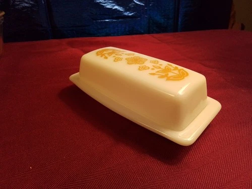 Vintage Pyrex  Milk Glass Butterfly Gold Butter Dish With Lid