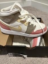 air jordan 1 mid SE GS white/vivid green/blanc size 5Y