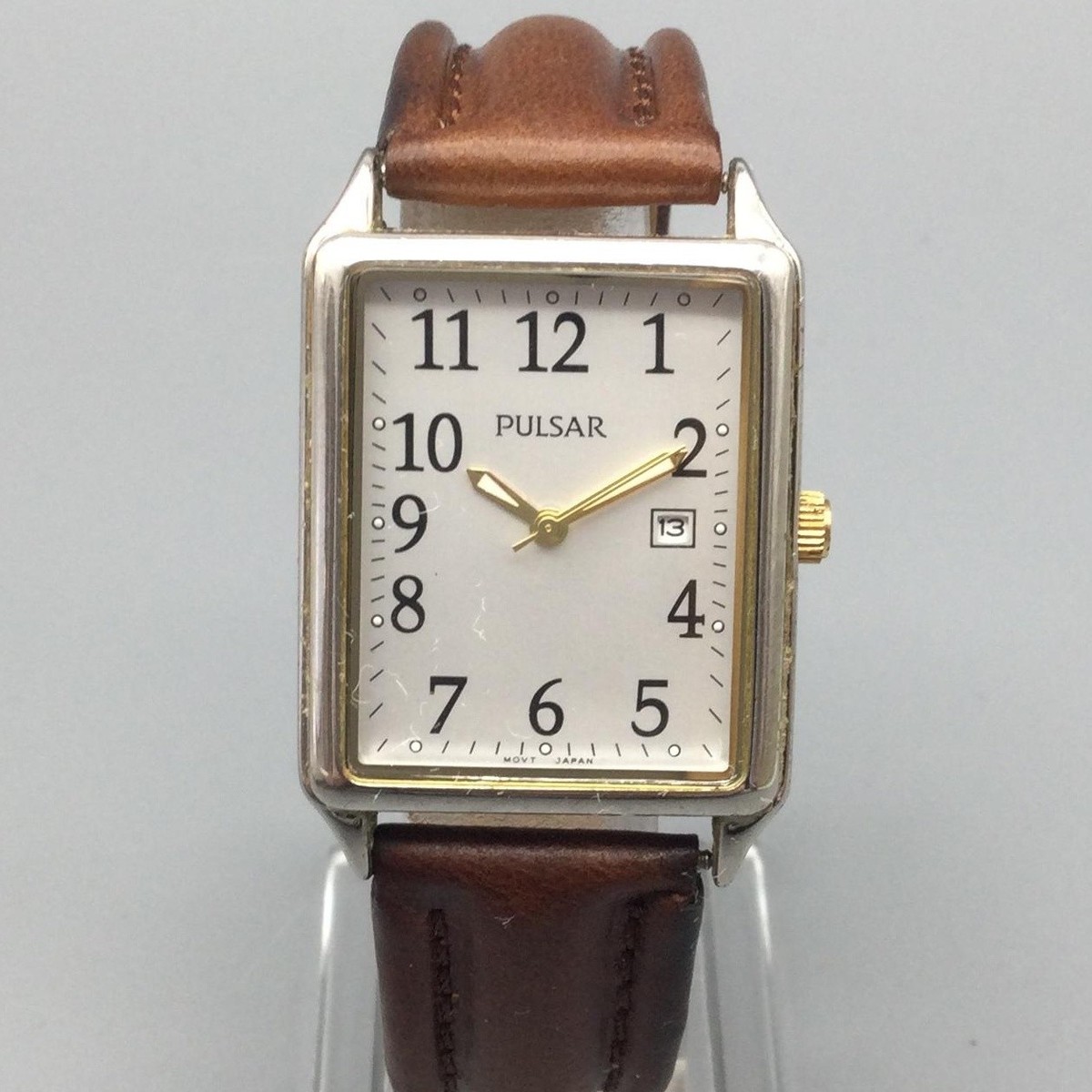 Vintage Pulsar Seiko Tank Mens Watch 27mm Leather VX82-X349 Date