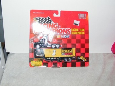 1997 Racing Champions 1:64 Racing Team Transporter Dewalt with