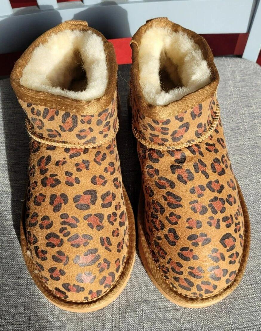 Bedroom Athletics Womens Carmen Sheepskin Mini Bootie Slippers