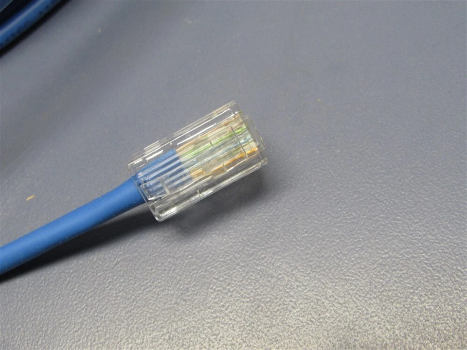 Lot of 5 Belden Wire 24/4P CAT5E DataTwist Patch Network Cable Blue/100ft - Image 3 of 4